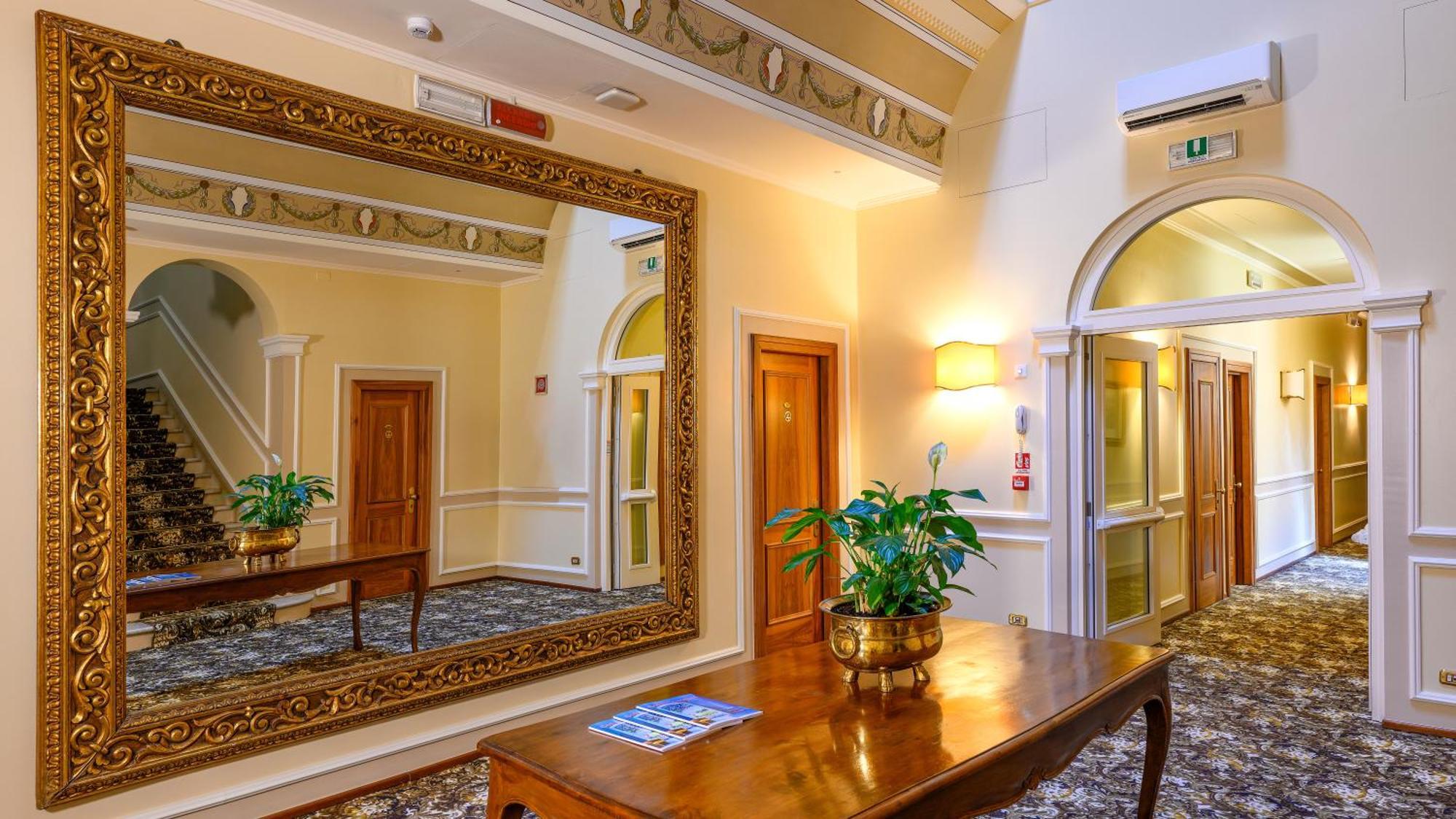 Hotel Posta Reggio Emilia Ngoại thất bức ảnh