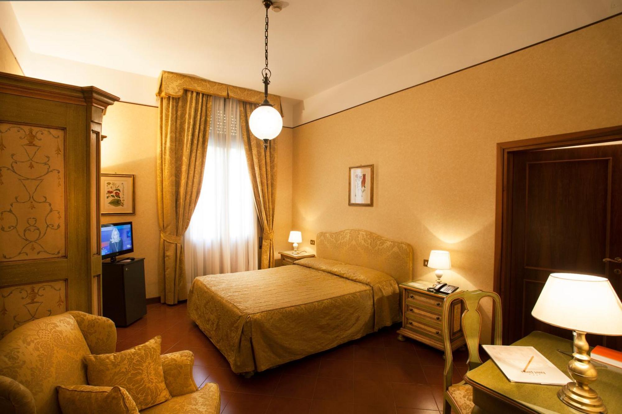 Hotel Posta Reggio Emilia Ngoại thất bức ảnh